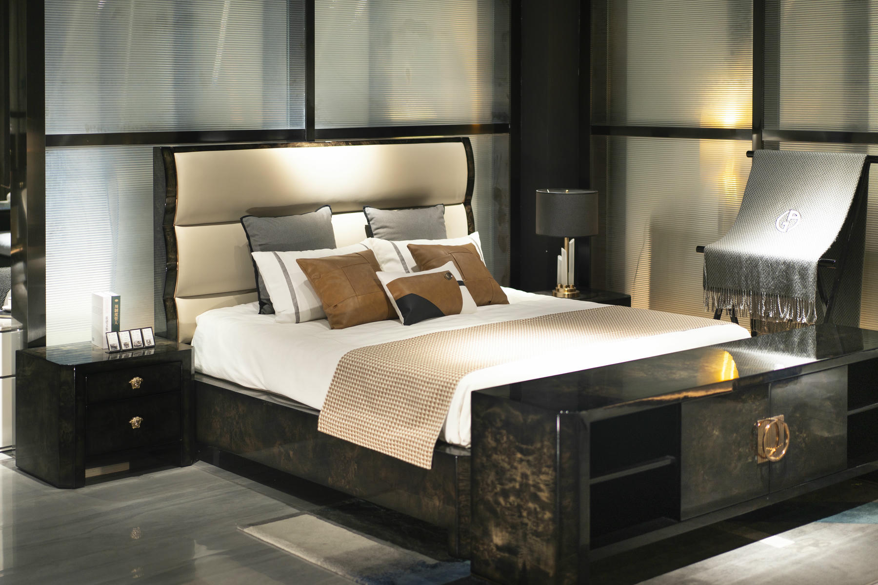 Midas Bed