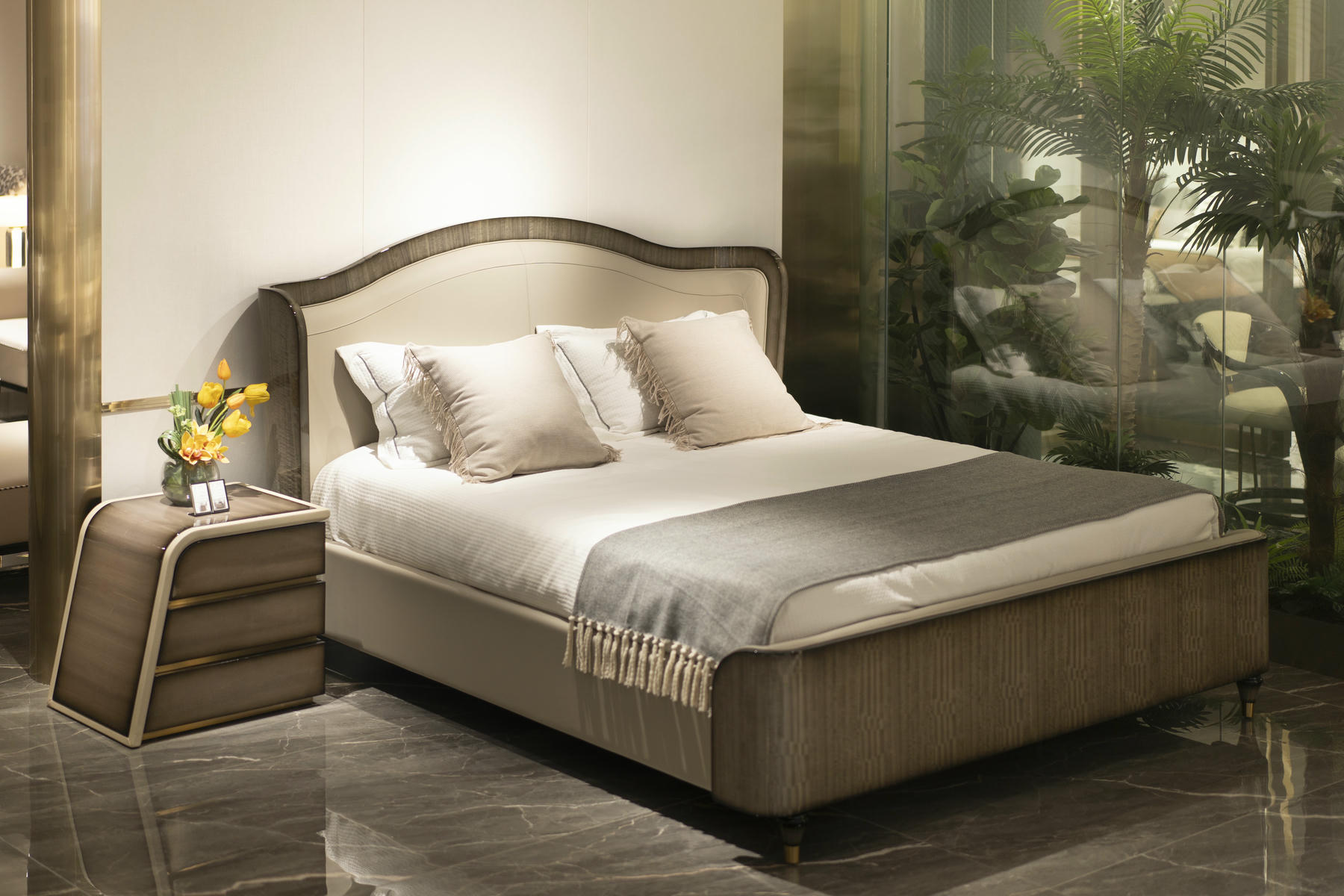Siena Bed